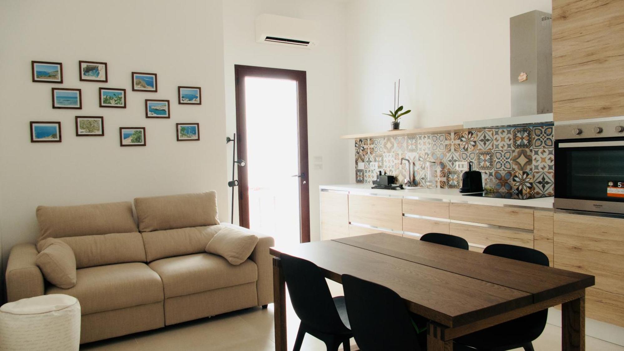 Newly Renovated-Holiday House With Large Garden ガラティーナ エクステリア 写真